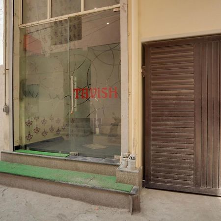 Hotel O Tavish Inn Yeni Delhi Dış mekan fotoğraf