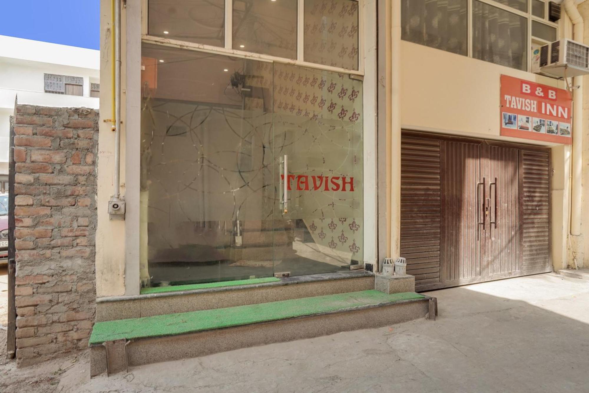 Hotel O Tavish Inn Yeni Delhi Dış mekan fotoğraf
