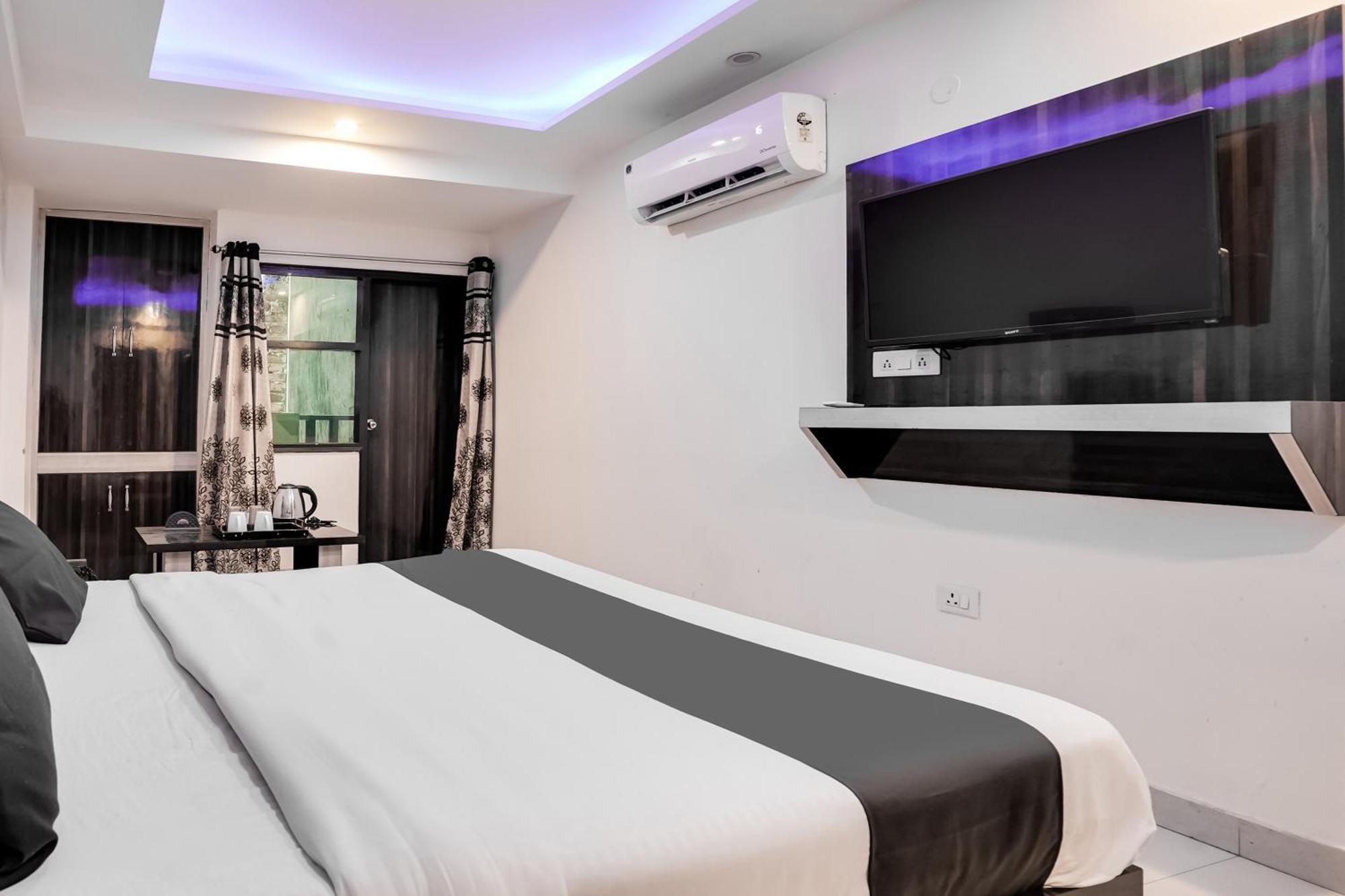 Hotel O Tavish Inn Yeni Delhi Dış mekan fotoğraf
